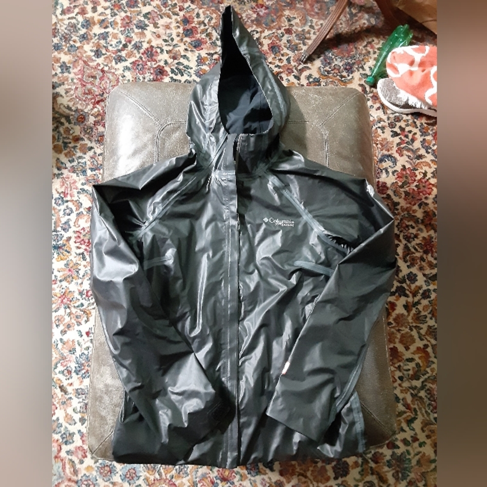 Columbia Waterproof Rain Jacket